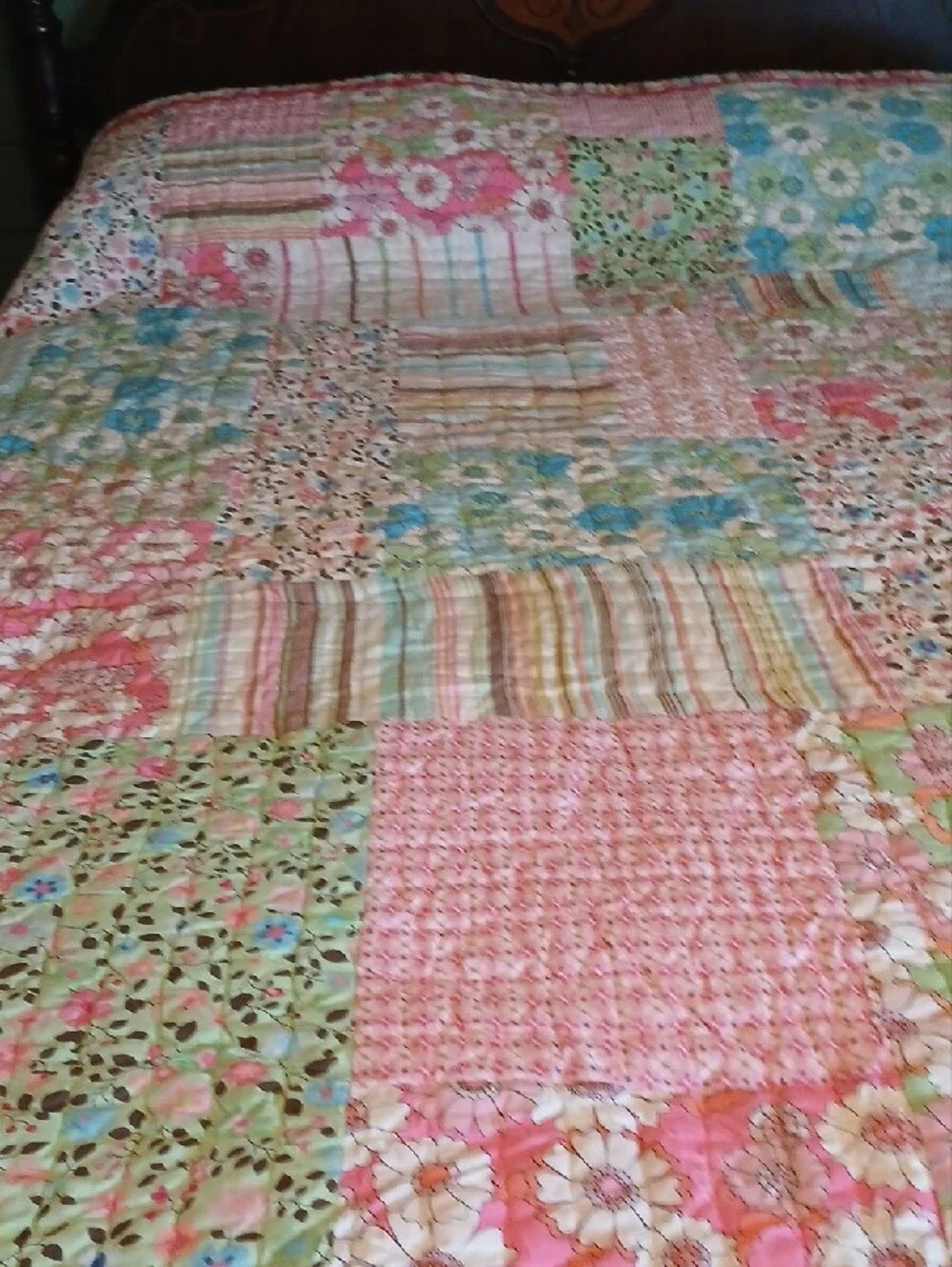 Pastel Floral & Stripe Patchwork Quilt - Multicolor